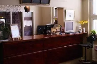 Vastberga Hotel Stockholm 3*,